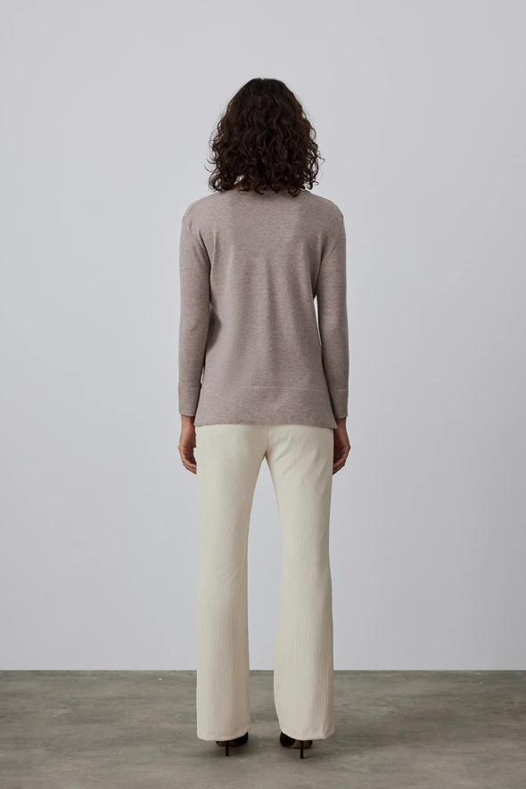 Basic Knitwear with V Neck- Mink - 5