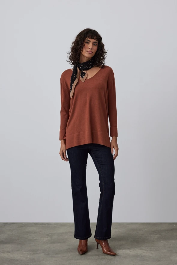 Basic Knitwear with V Neck- Tan - 2