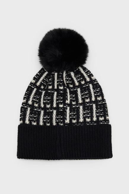 Beanie with Pompom - Black Black