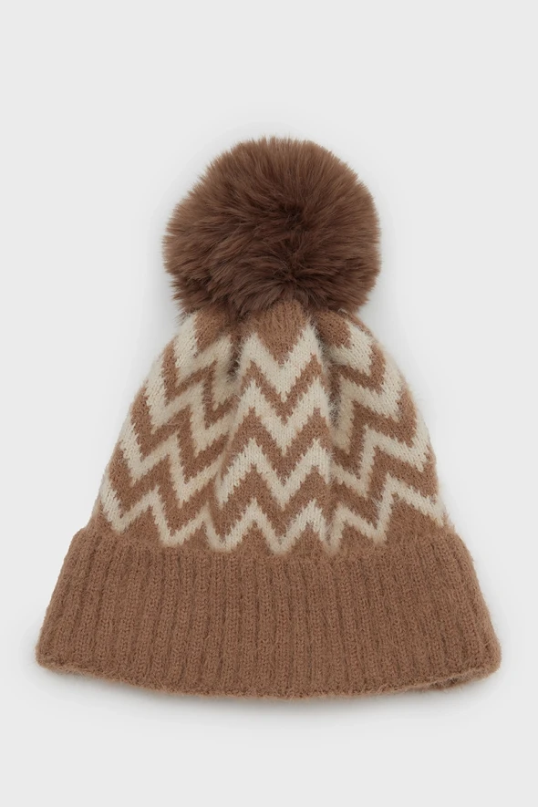 Beanie with Pompom Detailed - Camel - 1