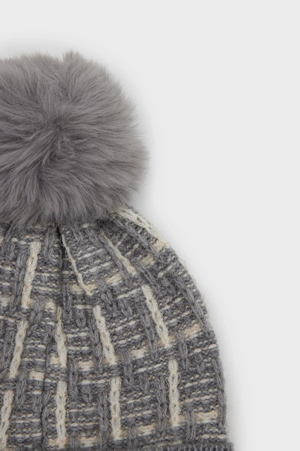 Beanie with Pompom - Grey - 2