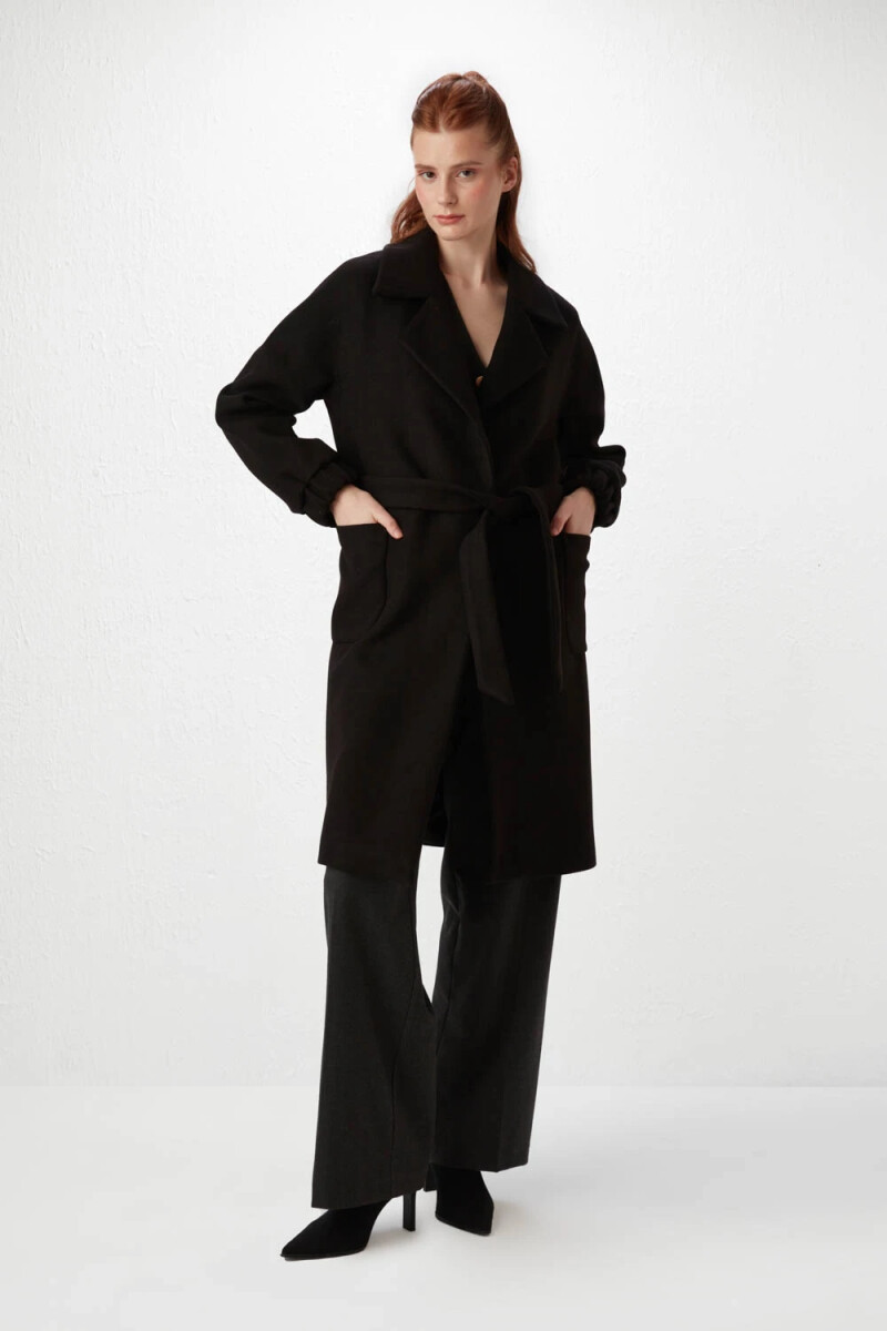 Black belted 2024 winter coat