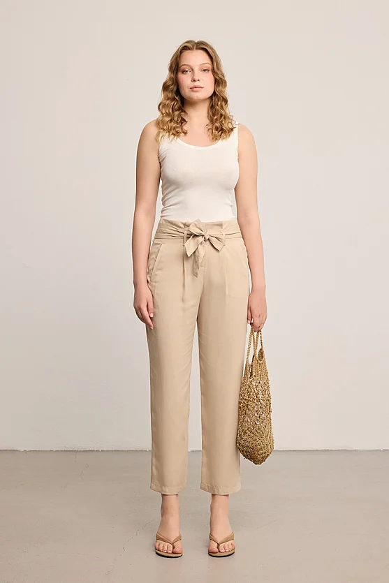 Belted High-Waisted Tencel Trousers - Beige - Gusto