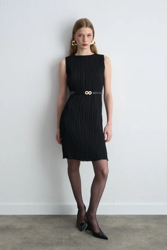 Belted Pleated Dress Black - Gusto