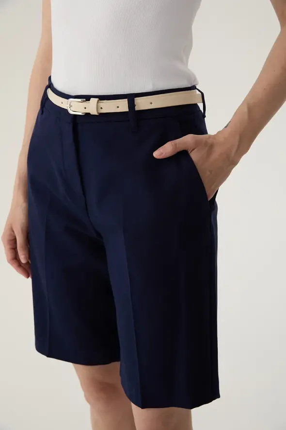 Bermuda Shorts with Leather Belted - Navy Blue - 4