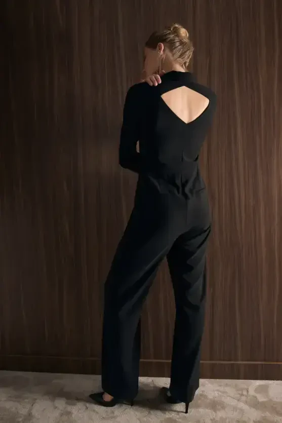 Blazer-Collar Crepe Jumpsuit - Black - 2