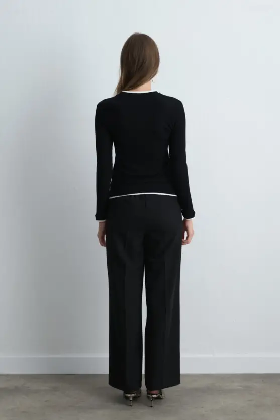 Blouse with Contrast Detail Black - Gusto