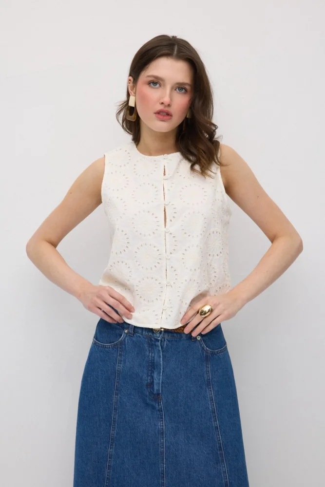 Broderie Cotton Vest - White White