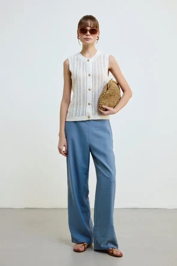 Buttoned Cotton Knit Vest - Ecru - 2