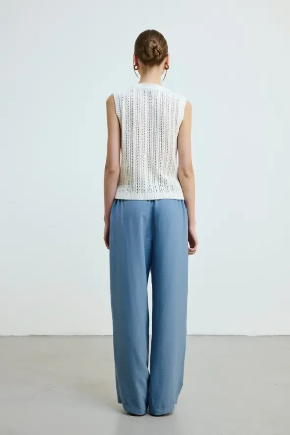 Buttoned Cotton Knit Vest - Ecru - 6