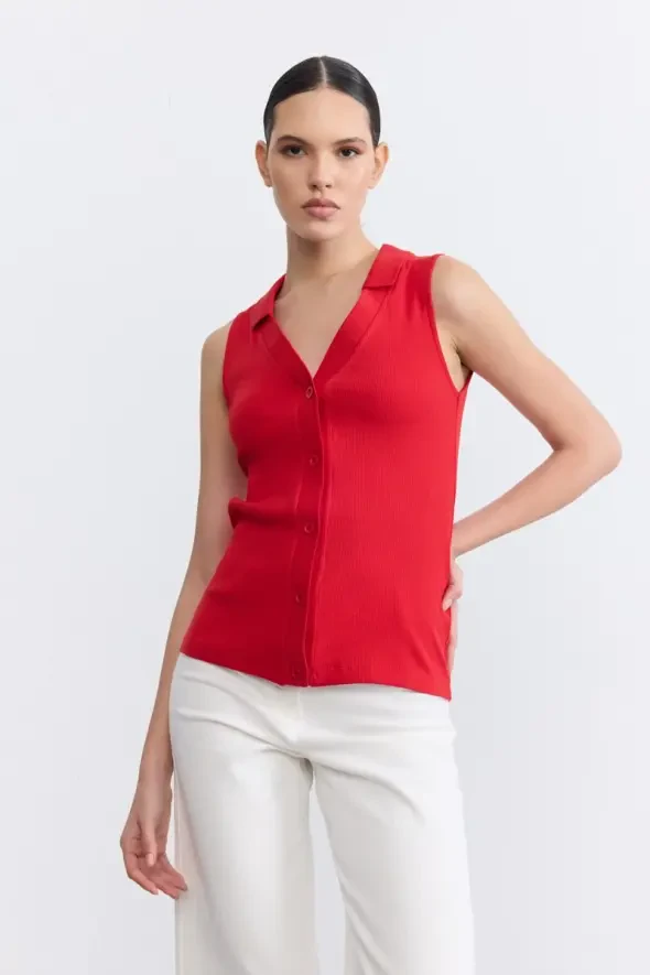 Buttoned Cotton Ribbed Polo Neck Blouse - Red - 1