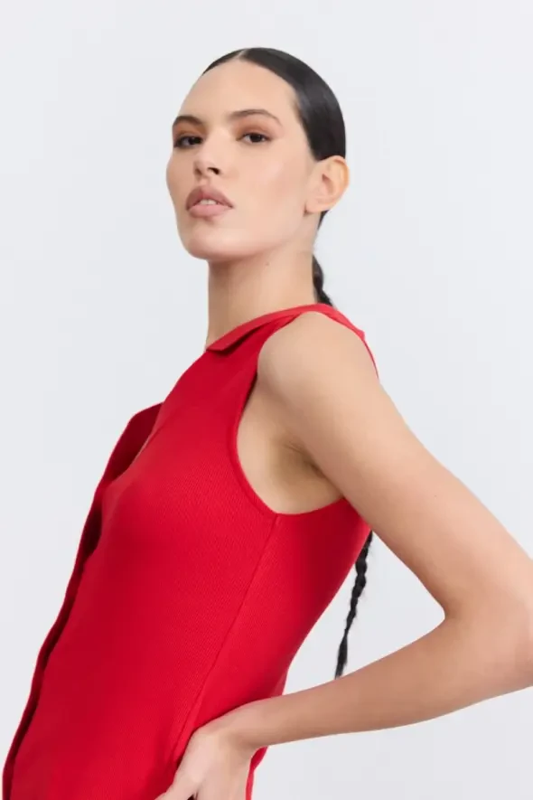 Buttoned Cotton Ribbed Polo Neck Blouse - Red - 2