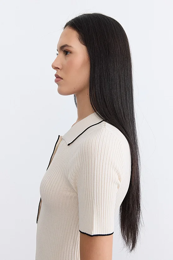 Buttoned Polo Neck Knit Dress - Ecru - Gusto
