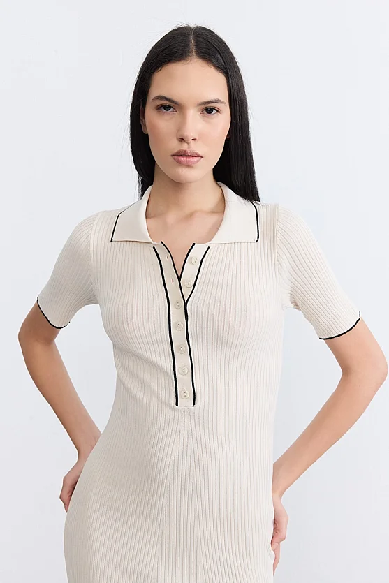 Buttoned Polo Neck Knit Dress - Ecru - Gusto