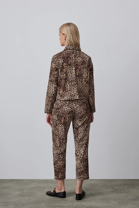 Canvas Jacket with Leopard Pattern - Brown - 5