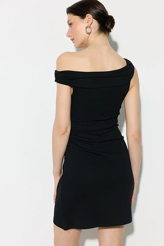 Carmen Neck Mini Knit Dress - Black - Gusto
