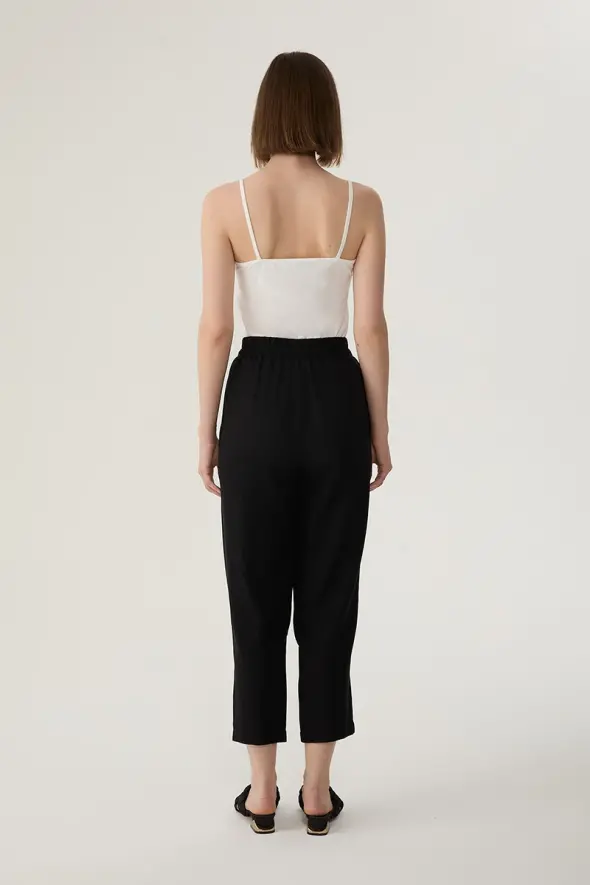 Carrot Linen Pants - Black - 5