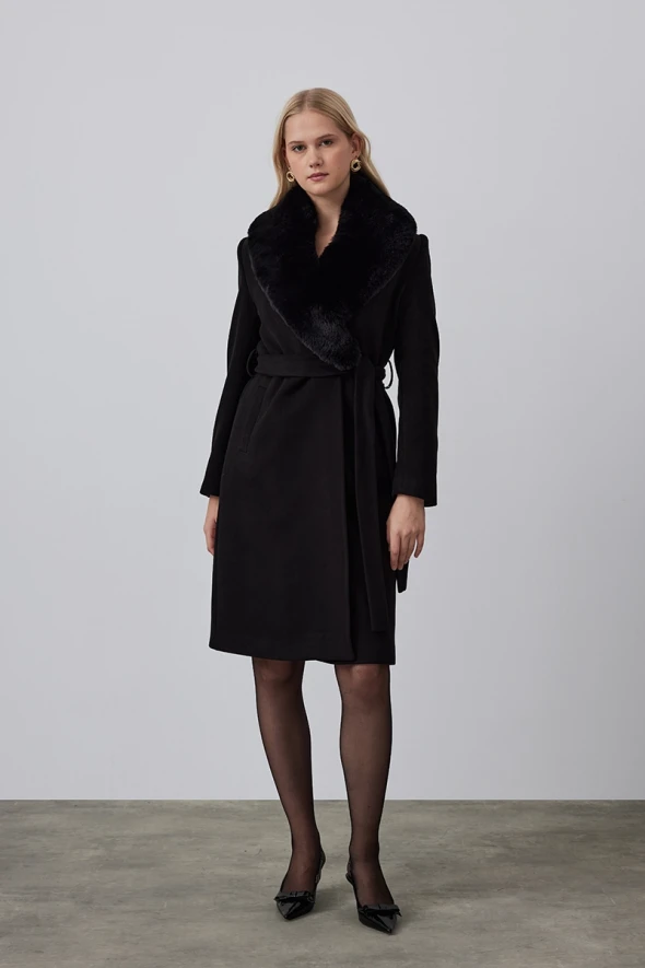 Cashmere Coat with Fur Collar - Black - 2