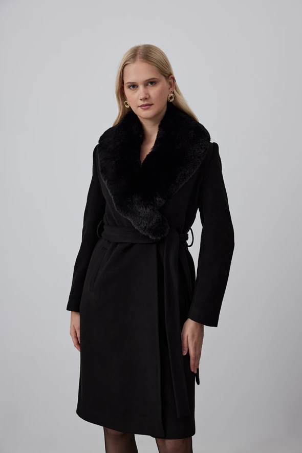 Cashmere Coat with Fur Collar - Black - 5