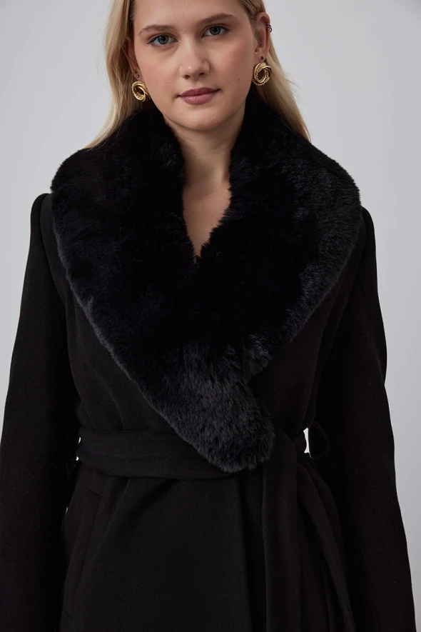 Cashmere Coat with Fur Collar - Black - 6