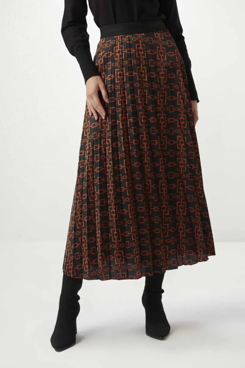 Patterned long outlet skirt