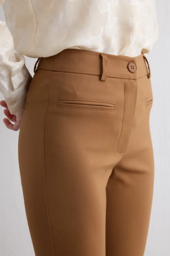 Classic Magic Pants Camel - 3