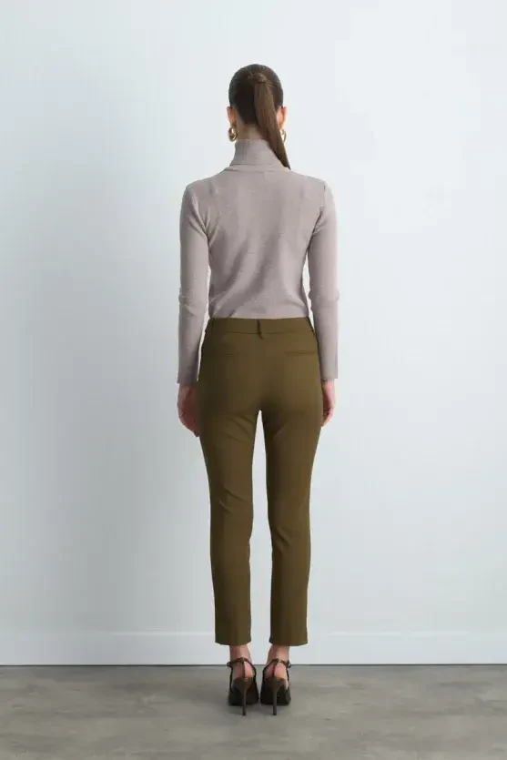 Classic Magic Pants - Khaki - 6