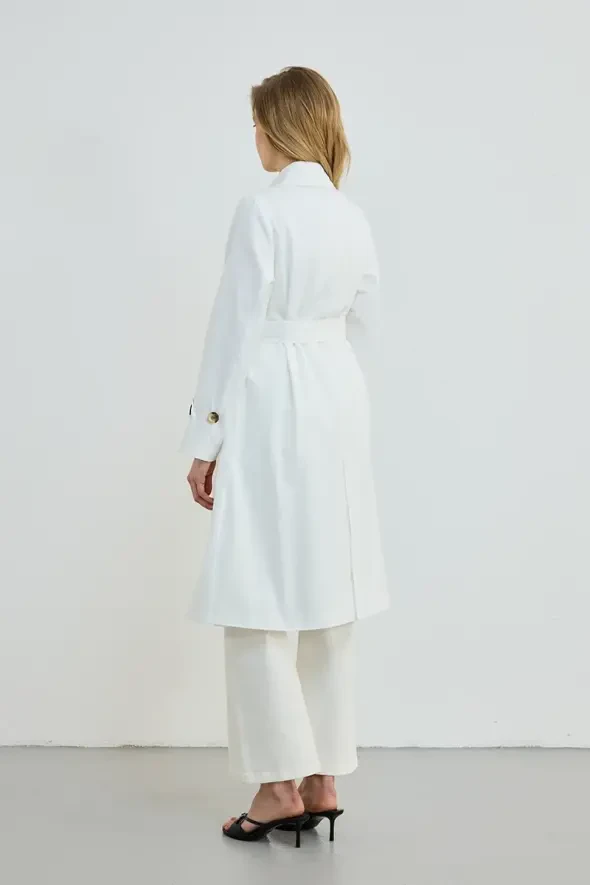 Classic Trenchcoat - White - 7