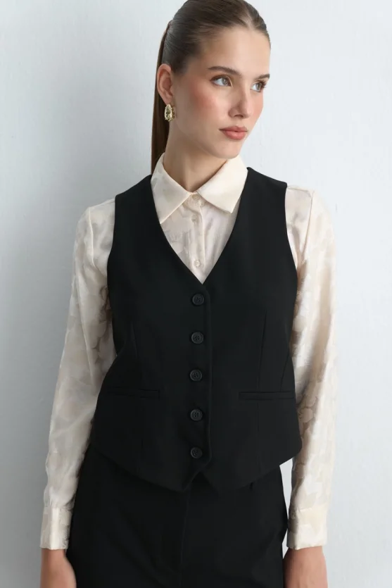 Classic Vest Black - 2