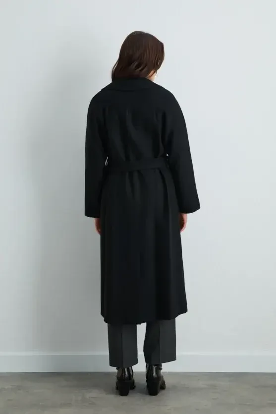 Classic Wool Coat - Black - 6