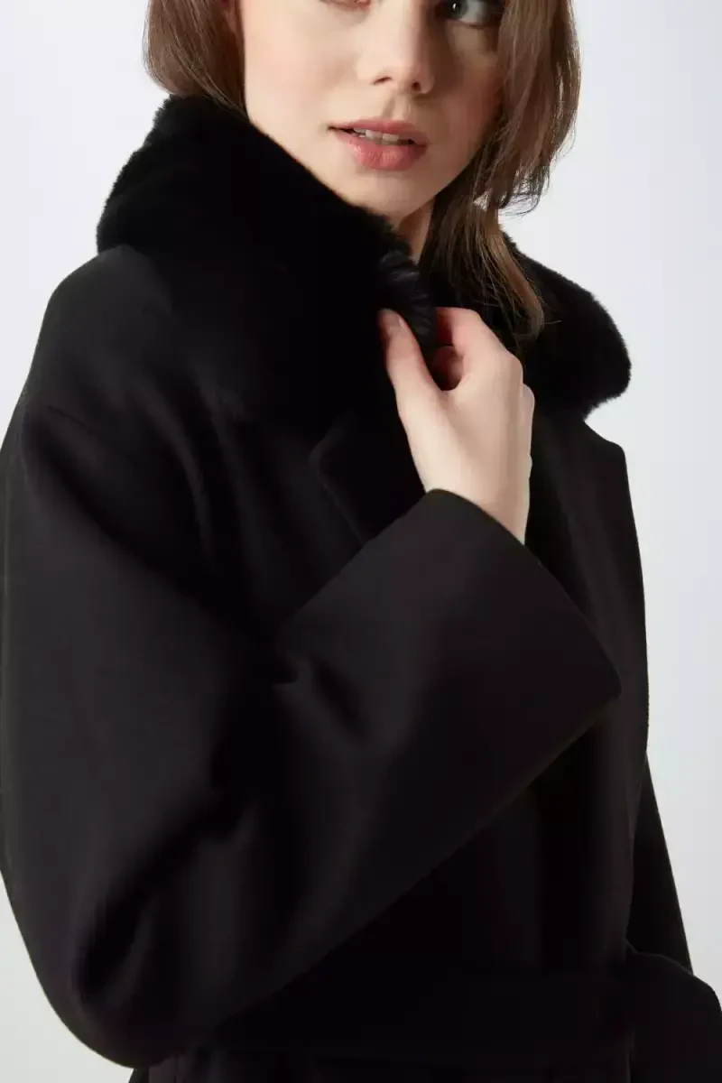 Coat with Fur Collar Black