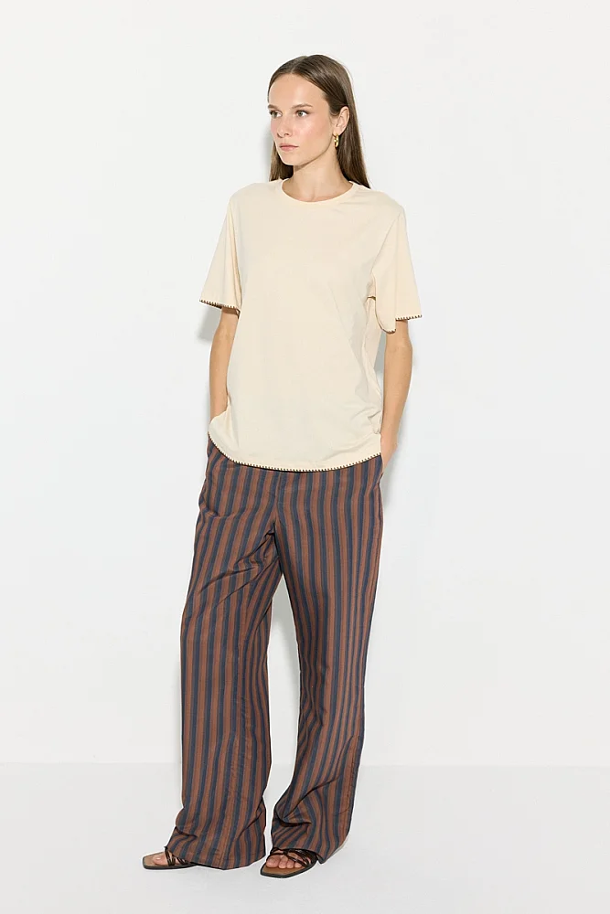 Contrast Embroidery Detail Cotton T-Shirt - Beige Beige