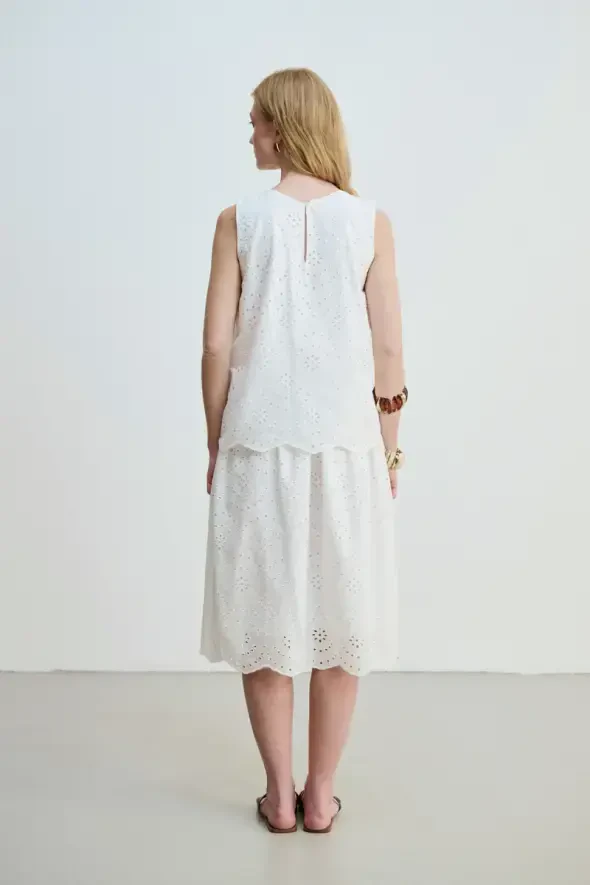 Cotton Embroidery Tank Top - White - 5