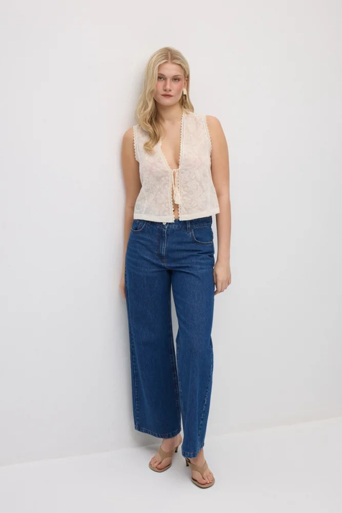 Cotton Lace Broderie Vest - Ecru Ecru