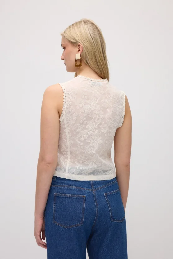 Cotton Lace Broderie Vest - Ecru - Gusto