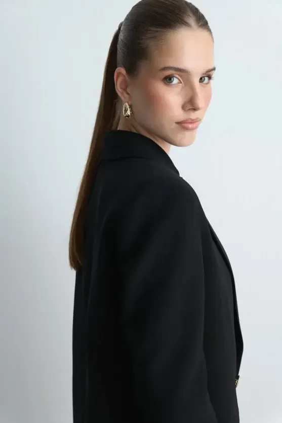 Crepe Blazer Jacket - Black - Gusto