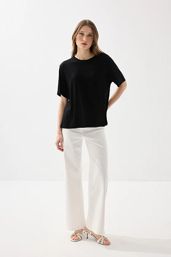 Crew Neck Relaxed Fit Bamboo T-Shirt - Black - Gusto