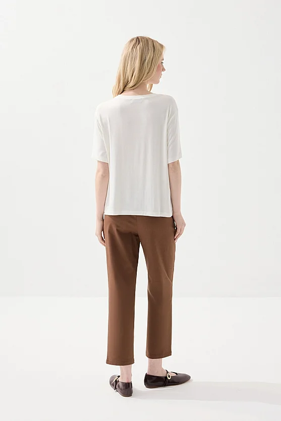 Crew Neck Relaxed Fit Bamboo T-Shirt - White - Gusto