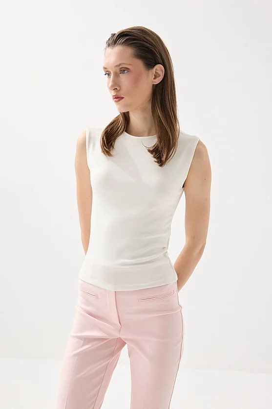 Crew Neck Sleeveless Tank Top - Ecru - Gusto