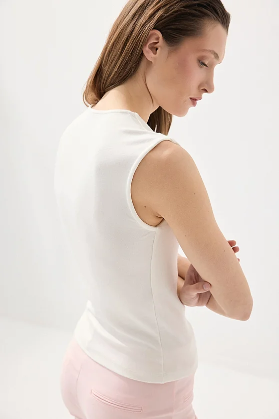 Crew Neck Sleeveless Tank Top - Ecru - Gusto