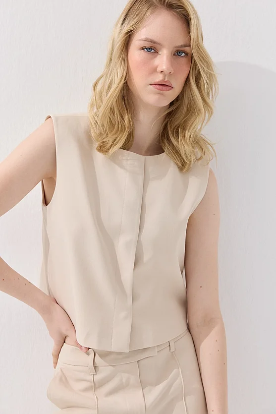 Crew Neck Snap Button Vest - Beige - Gusto