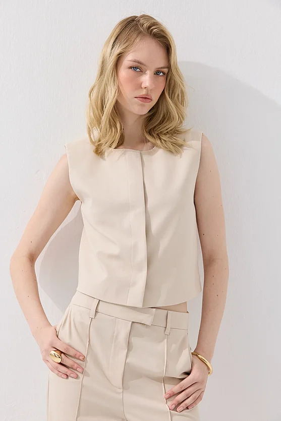 Crew Neck Snap Button Vest - Beige - 5