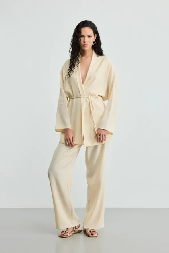 Crinkle Satin Kimono - Ecru - 2
