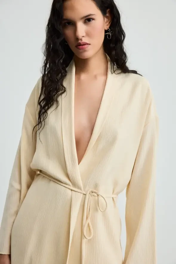 Crinkle Satin Kimono - Ecru - 3