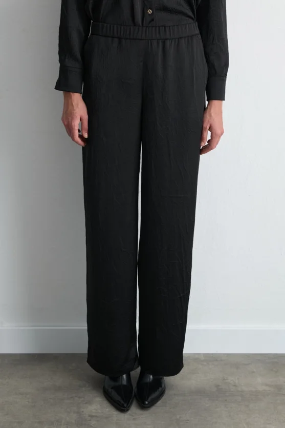 Crinkle Wide Leg Satin Pants Black - Gusto
