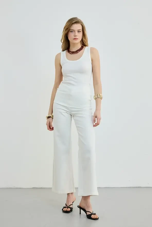 Cut Neck Viscose Tank Top - Ecru - 3