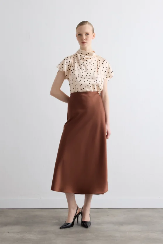 Diagonal Cut Long Satin Skirt Camel - Gusto
