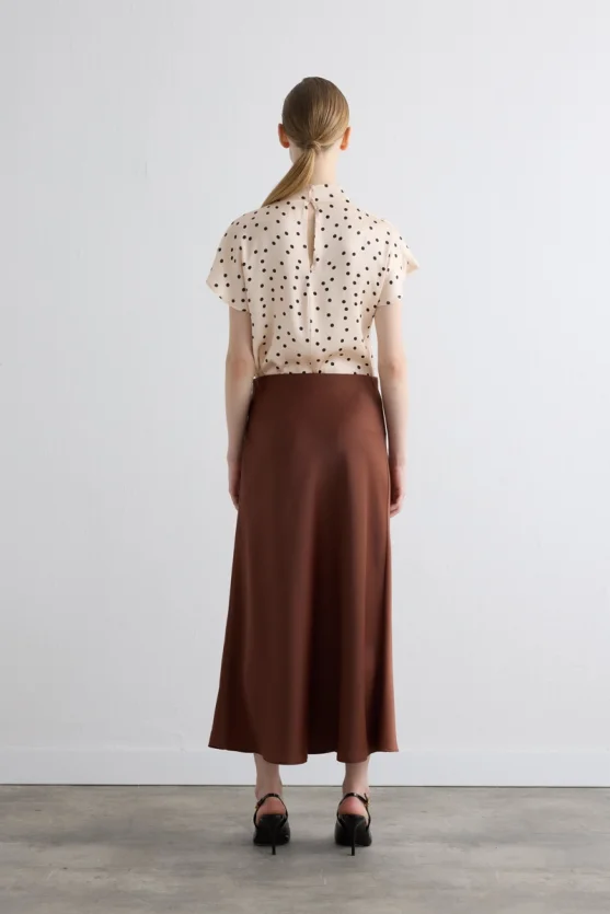 Diagonal Cut Long Satin Skirt Camel - Gusto