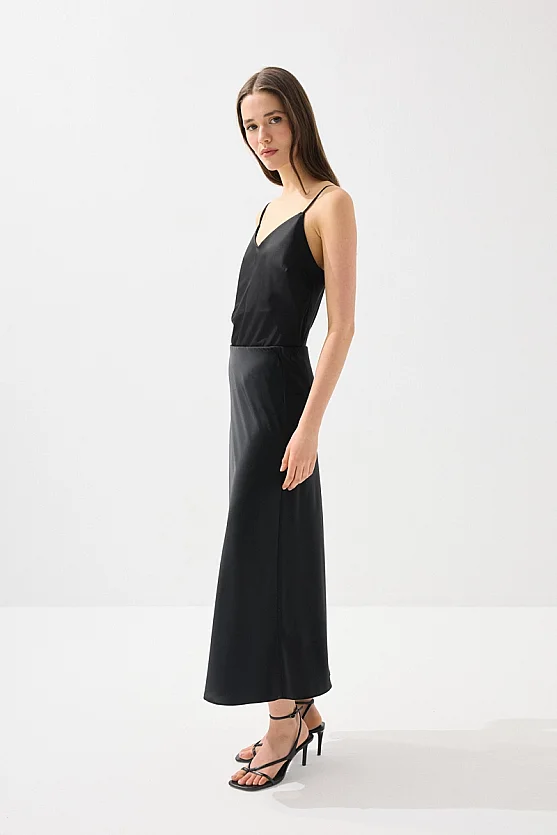 Diagonal Cut Satin Long Skirt - Black - 4