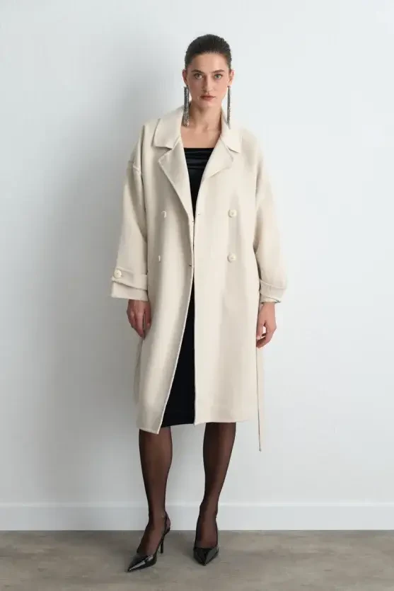 Double-Breasted Unlined Wool Coat - Ecru - Gusto